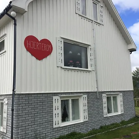 Vakantiehuis Hjerterom I Andoy